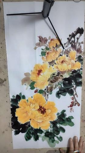 四尺三张牡丹,圆形构图