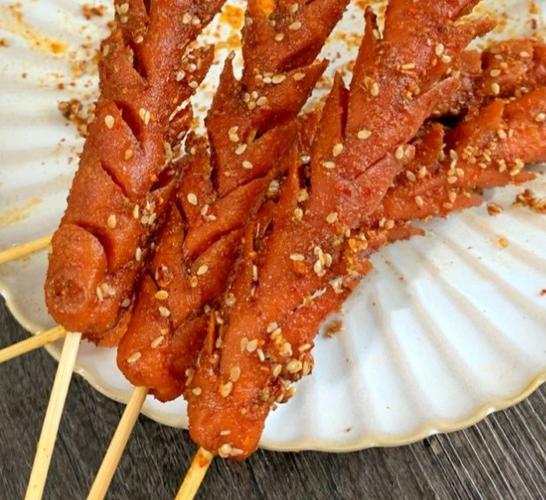 追剧零食炸火腿肠