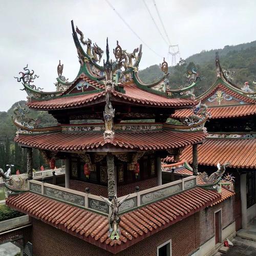 念奴娇灵应寺李公祖师