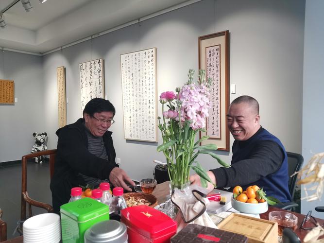公主岭市书协常务副主席王洪波与中国书法家协会分党组书记,驻会副