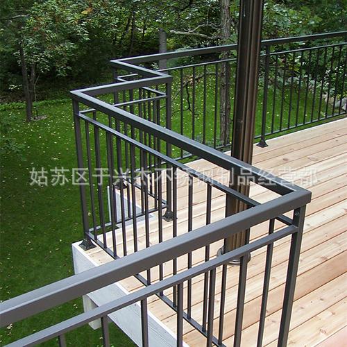 8不锈钢栏杆 施工城市道路交通护栏 多功能不锈钢护栏