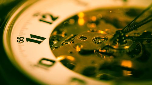 电脑壁纸 摄影 静物写真 复古的钟表