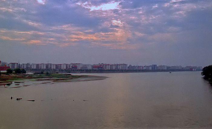 随州市夜景图; 随州白云公园图片分享