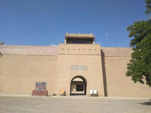 探寻沙漠里的紫禁城——民勤瑞安堡