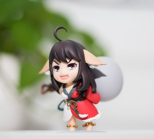 巨乳长腿御姐小时候actoys涂山雅雅q版盒蛋