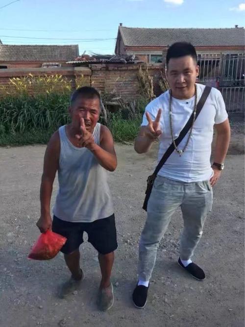 四平青年二龙湖浩哥模仿秀!二龙湖浩弟3月19号空降地心引力!