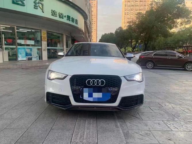 16年奥迪a5轿车 [已售]