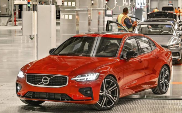 其他的车辆尺寸都力压后两者,目前,现款沃尔沃s60国产之后的车身和轴