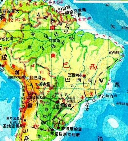 哥伦比亚人绝大多数信奉天主教,还有少数人信奉基督教,当地人最忌讳13