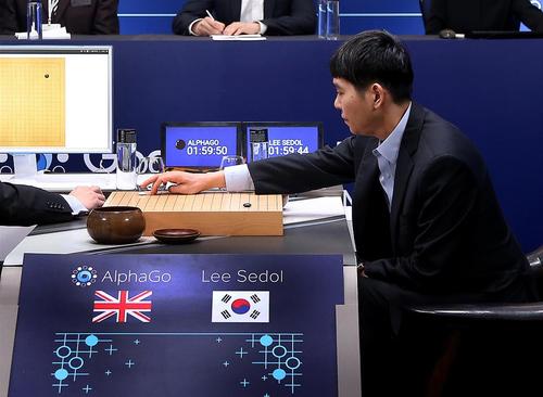 围棋人机大战李世石再负alphago 连输两局