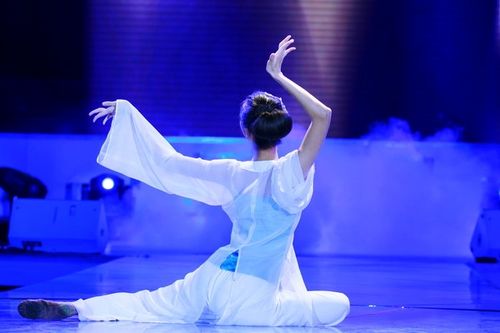 广西的廖立婷的惊艳表演,古典舞《云韵》