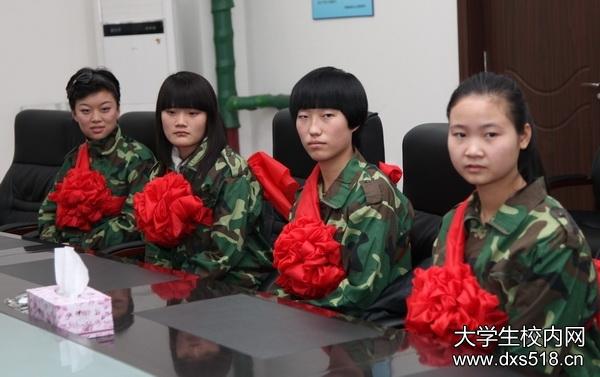 女生可以参军入伍吗,女兵网上报名参军入伍流程2016