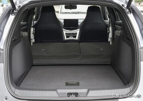 横向对比:吉利星越l,宋plus,uni-k|后备箱|坐垫||内饰