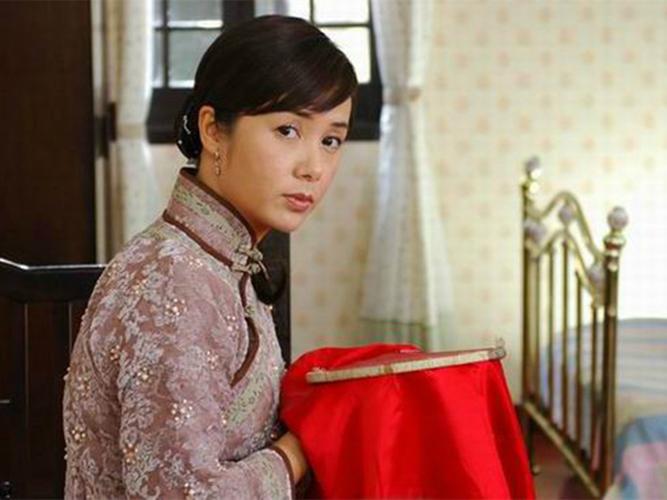 《玉卿嫂》是由上海文广新闻传媒集团,南京广播电视集团有限责任公司