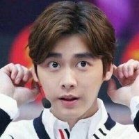 李易峰微信头像戴墨镜