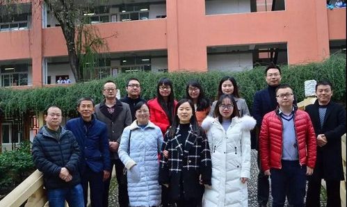 温江中学实验学校开展初2017级暑期物理作品展评