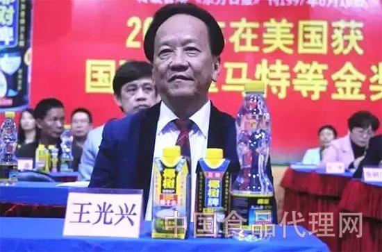 椰树创始人王光兴