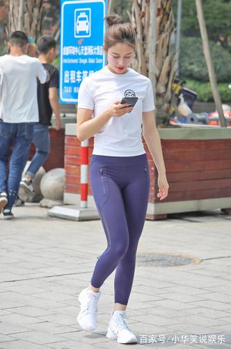 街怕:这凹凸有致的身材也太性感了吧,让人一眼就爱上