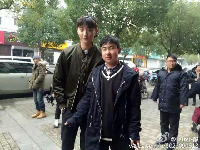 八卦江湖盘点娱乐圈真正的高个子们男185女170以上