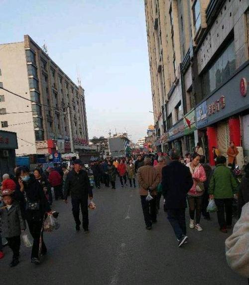 阳泉市赛鱼街占道经营成集贸市场严重影响车辆行驶?近日会整改