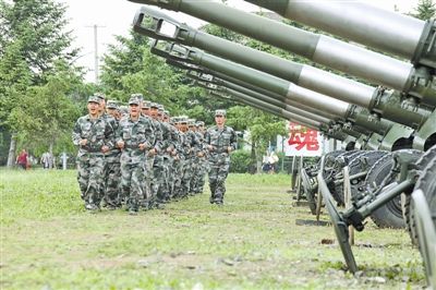 吉林某预备役炮兵师以法治方式推进军民融合