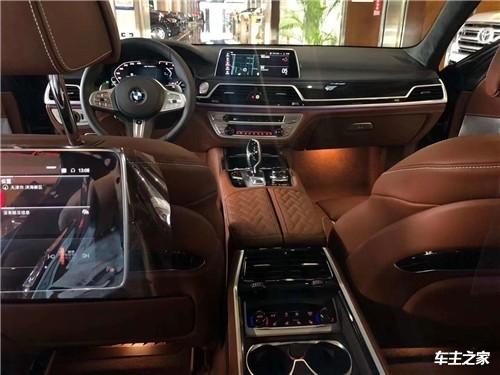20款宝马760lim豪华版黑红内饰简直霸气十足