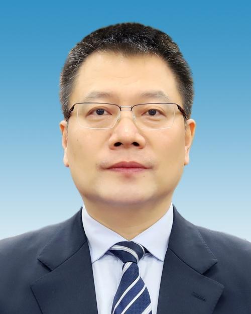 李炜