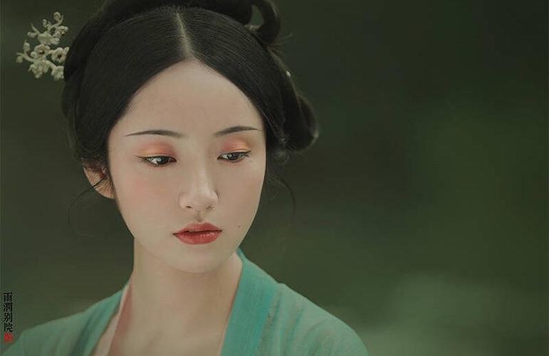 凝眉的相册-古典最高