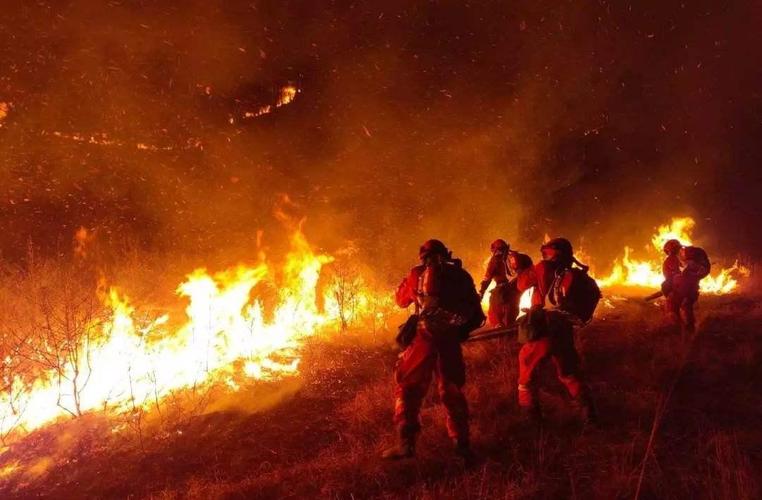 还是凉山!四川凉山再发森林火灾,800多人正全力扑救!