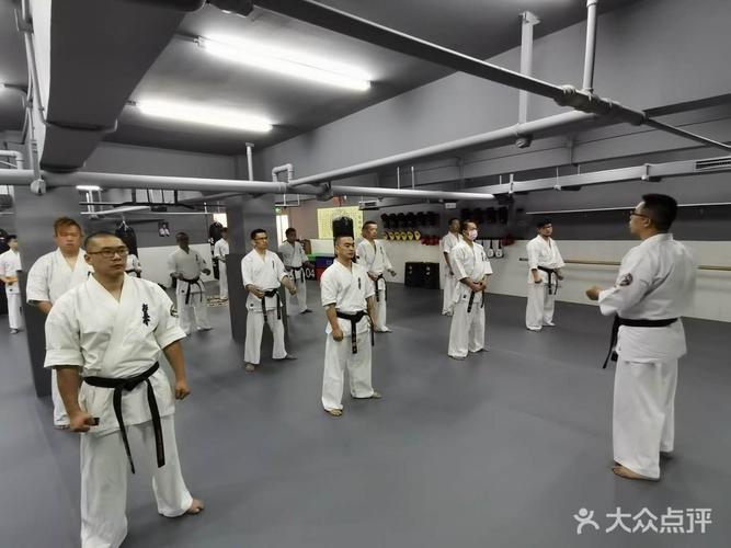 北新泾淞虹路初次特惠冠军教练少儿空手道体验2课时