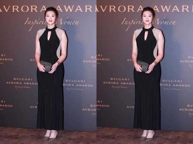 192惠若琪应该改行当模特身高显眼衣品也不差穿网纱裙够大胆