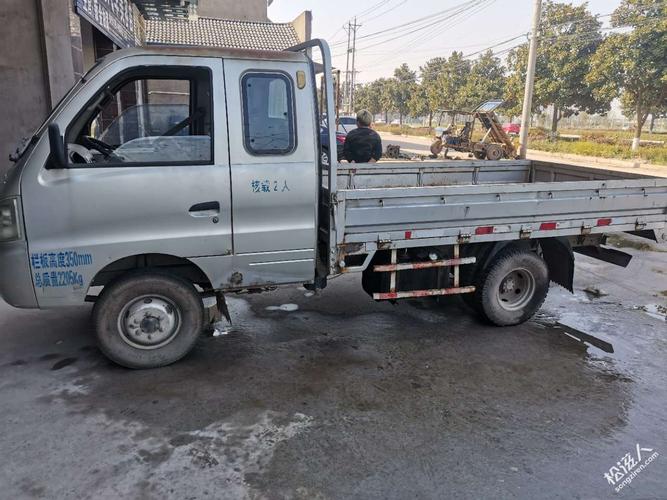急售14年黑豹480柴油货车,价格绝对便宜,有意者