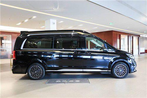 奔驰迈巴赫vs680七座商务车不一样v260