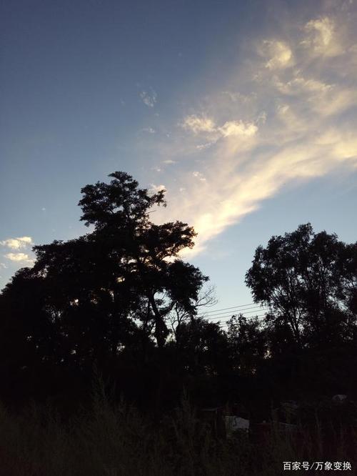 彩云追月满天星 失眠多梦盼天明