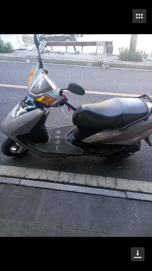 转让一辆雅马哈女装车,刚买一个多月,车况良好无任何毛病,有意者电话