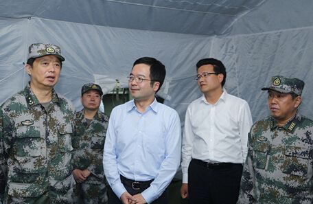 杨晖,顾祥兵出任东部战区领导