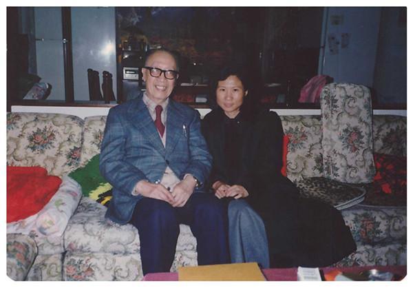 应该是梁实秋,高阳,三毛,李欧梵,郑树森,尉天骢,蒋勋和林怀民,焦雄屏