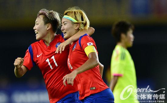 8月4日18时20分,2015东亚杯女足赛事第二轮打响,日本女足对阵韩国女足