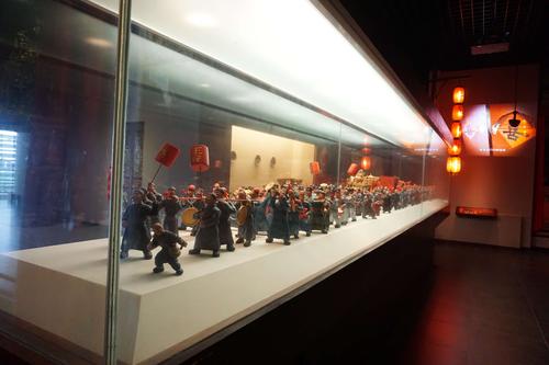 浙江博物馆的镇馆之宝 万工轿 玉琮 "彩凤鸣岐"七弦琴