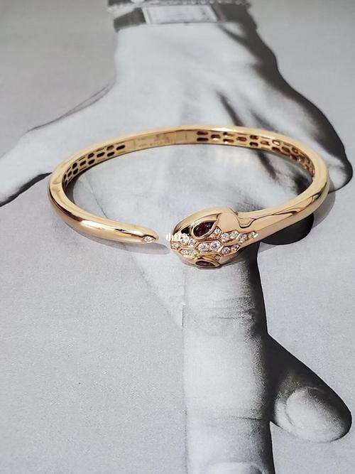 4万多拿下原价8w多的宝格丽蛇形手镯_手镯_宝格丽怎么