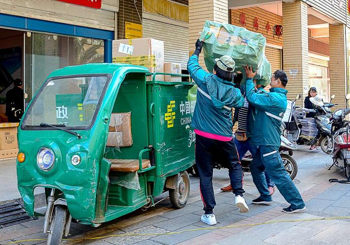 其它 春节期间的邮政投递员辛苦了 写美篇   春节期间的投递工作不同