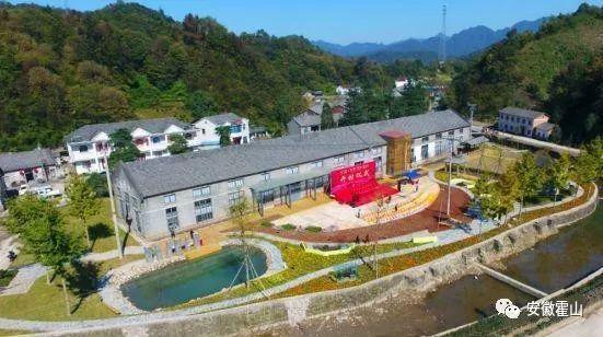 关注| 霍山月亮湾作家村—"红土地"上谱写"绿文章"