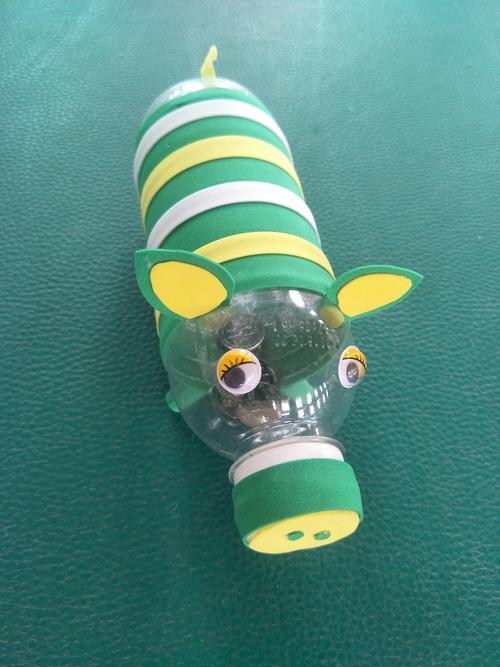 横铁路公司开展"心灵手巧,变废为宝"——生活处处是环保手工制作活动