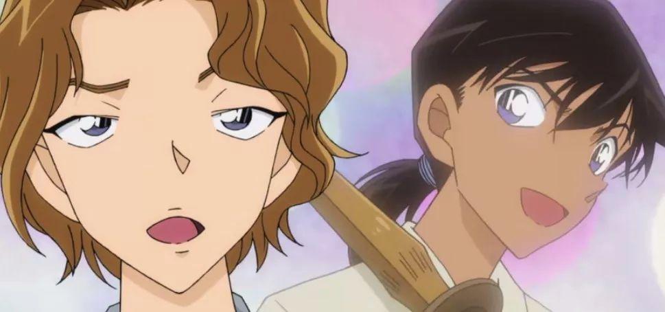 牵扯到杀人案件中的女演员鞍知景子因为认识新一的母亲而想请他帮忙