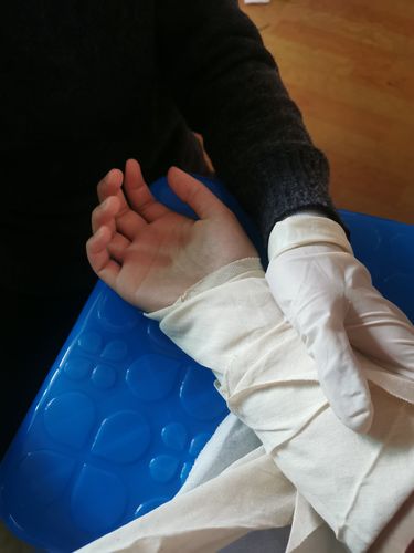 还有一项是骨折包扎.