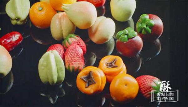 国宴大师独创以假乱真的"面果儿"