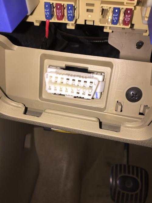 尼桑轩逸经典这款车,16针的obd里,哪针线是蜗牛喇叭的