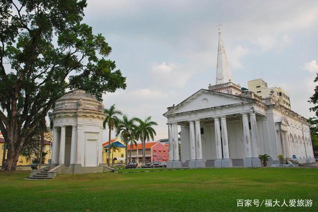 马来西亚北方一座规模很大的海岛,因岛上遍布槟榔树而得名槟城(penang