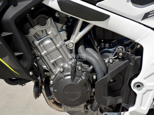 本田(进口)cb2016款cb650f