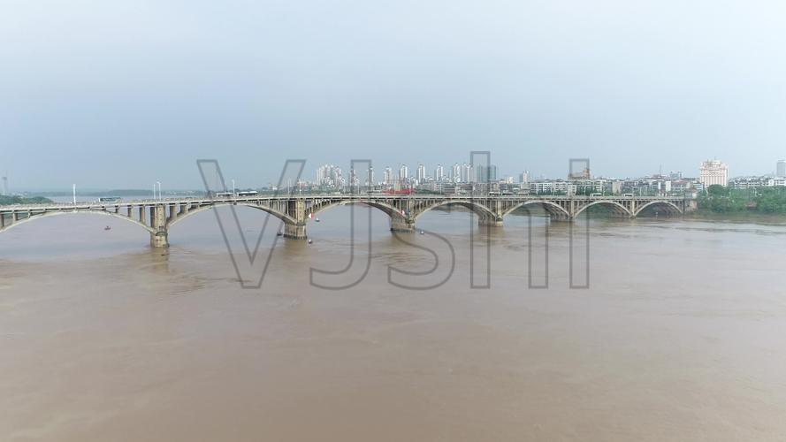 湘潭一大桥湘江
